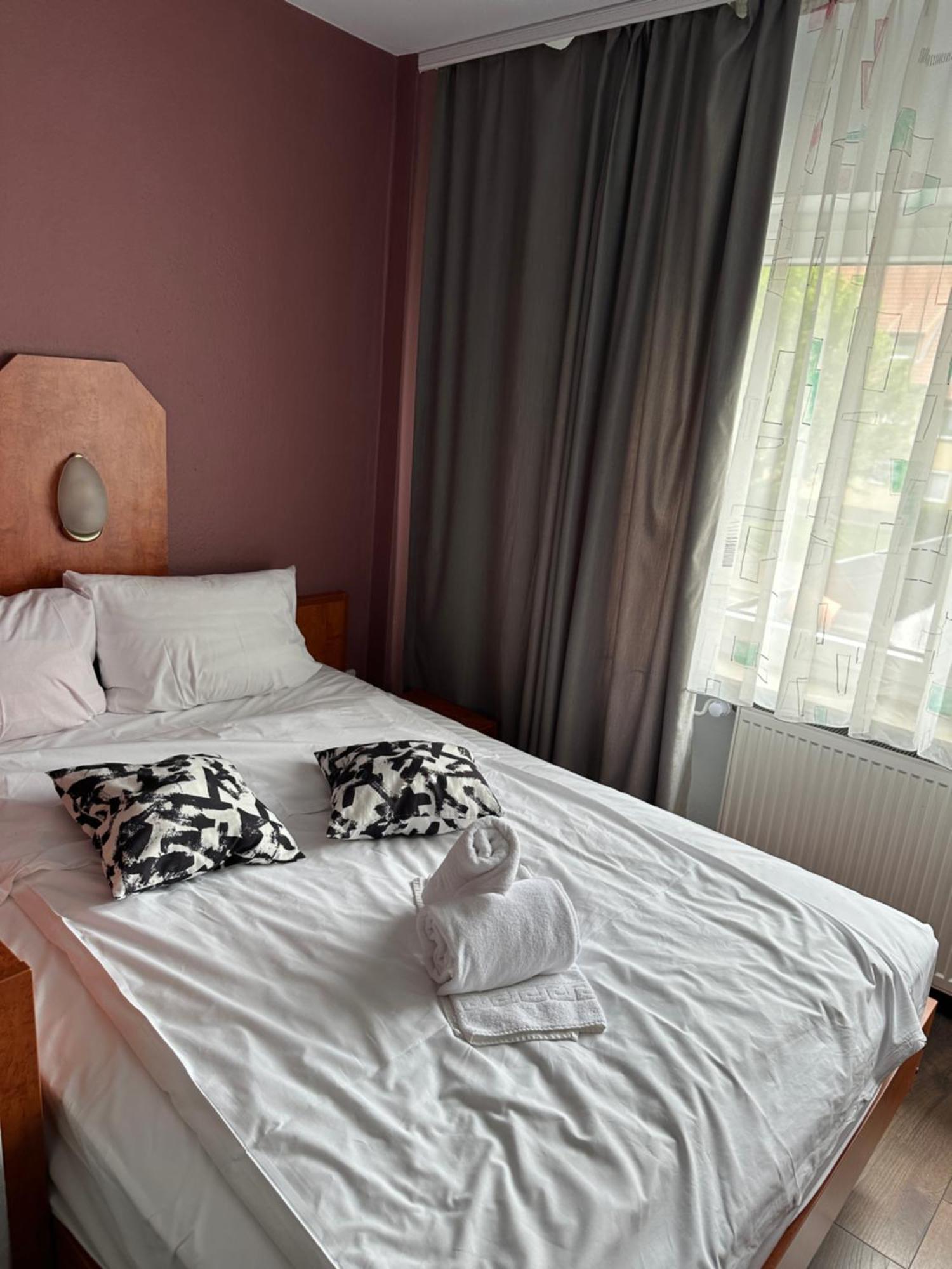 Bone To Hotel Salzgitter Buitenkant foto